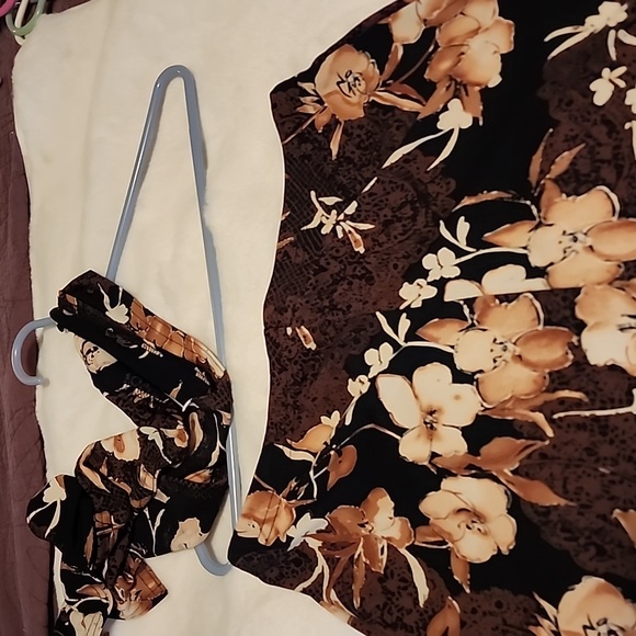 KATHIE LEE  COLLECTION , SKIRT & SCARF.  SIZE  12 . - Picture 6 of 8